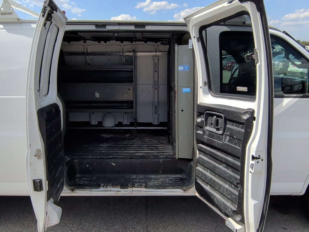 Used 2022 Chevrolet Express 2500 Extended w/ Driver Convenience Package RWD image 28