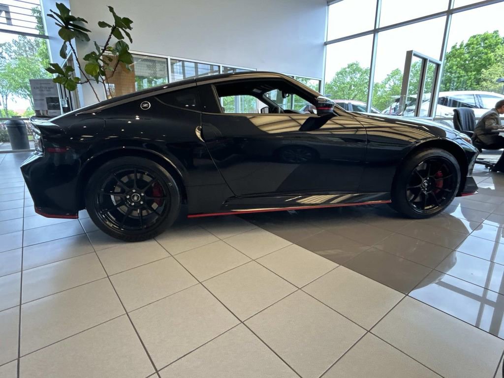 New 2026 Nissan Z NISMO w/ Floor Mat Package RWD image 8