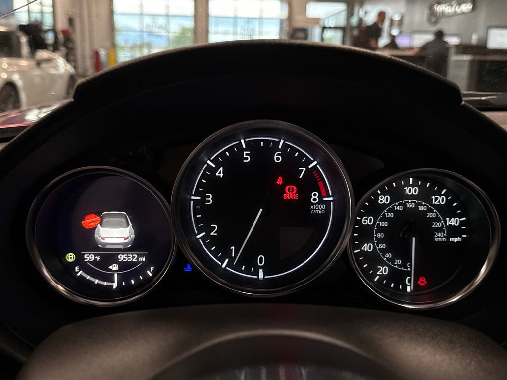 Used 2024 MAZDA MX-5 Miata Sport RWD image 17