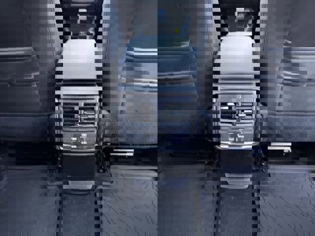 Used 2025 Subaru Forester Limited image 20