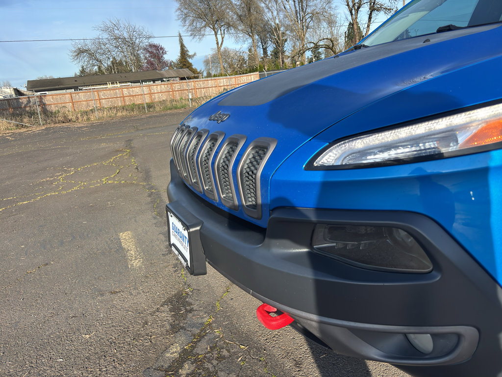 Used 2018 Jeep Cherokee Trailhawk w/ Comfort/Convenience Group image 5