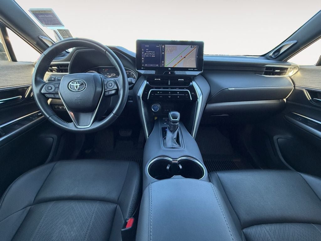 Used 2021 Toyota Venza XLE w/ Softex Package AWD/4WD image 11