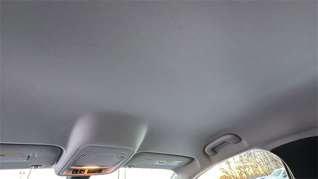 Used 2018 Chevrolet Cruze LT w/ Convenience Package image 12