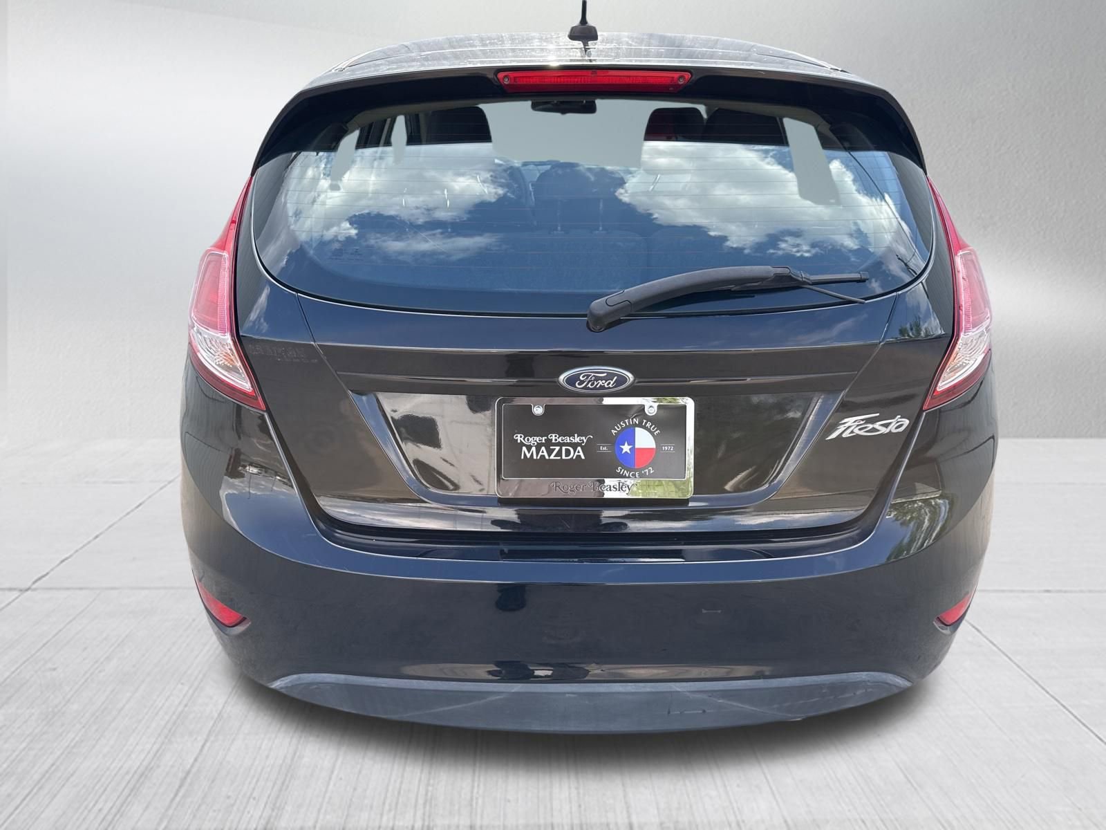 Used 2017 Ford Fiesta S FWD image 7