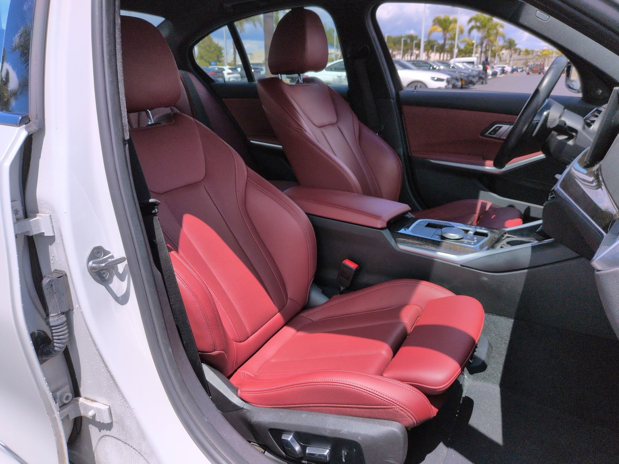 Certified 2023 BMW 330i Sedan w/ M Sport Package RWD image 32