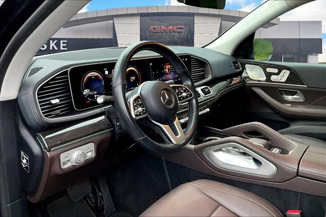 Used 2021 Mercedes-Benz GLS 450 4MATIC image 11