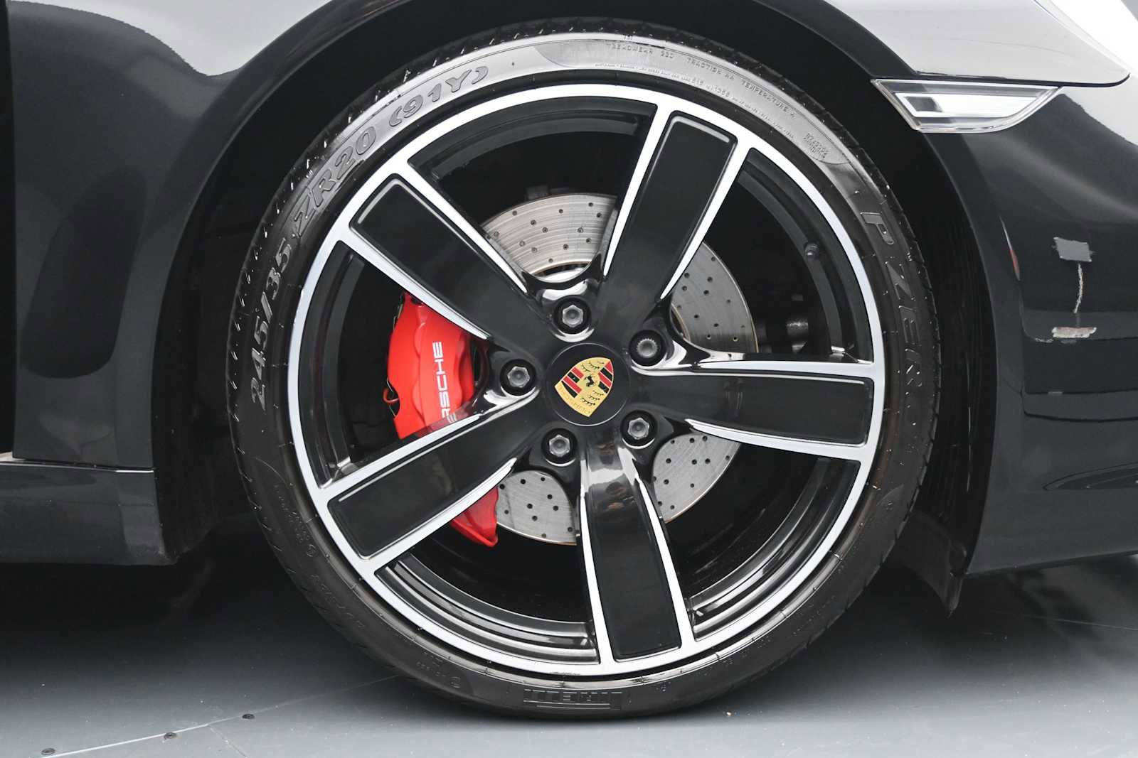 Certified 2018 Porsche 911 Carrera S RWD image 21