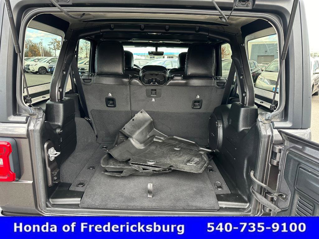 Used 2020 Jeep Wrangler Unlimited Sahara image 38