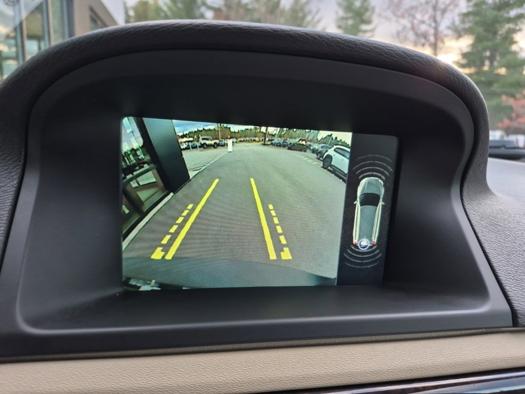 Used 2016 Volvo XC70 T5 Platinum image 29