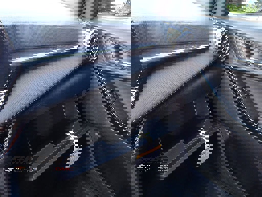 New 2026 Chevrolet Equinox LT w/ Midnight Edition image 28