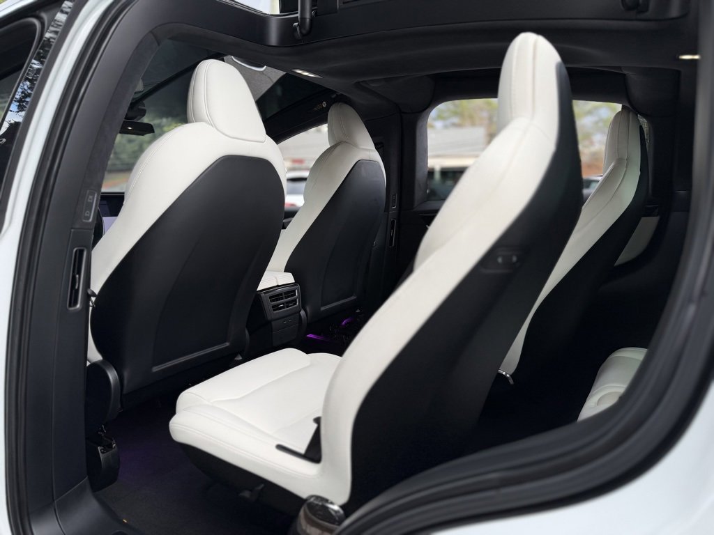 Used 2020 Tesla Model X Long Range image 30