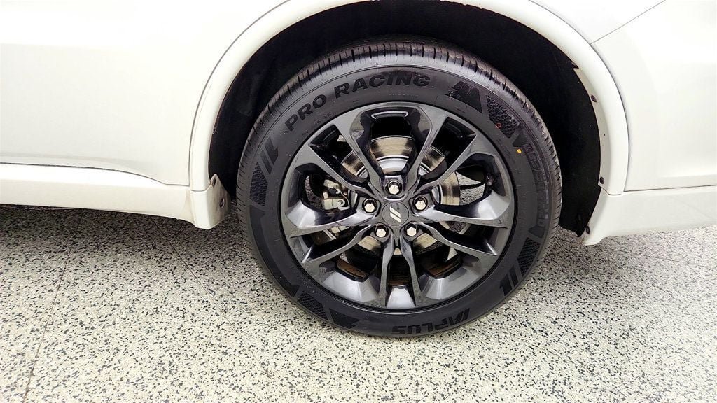 Used 2022 Dodge Durango R/T w/ Blacktop Package AWD/4WD image 9