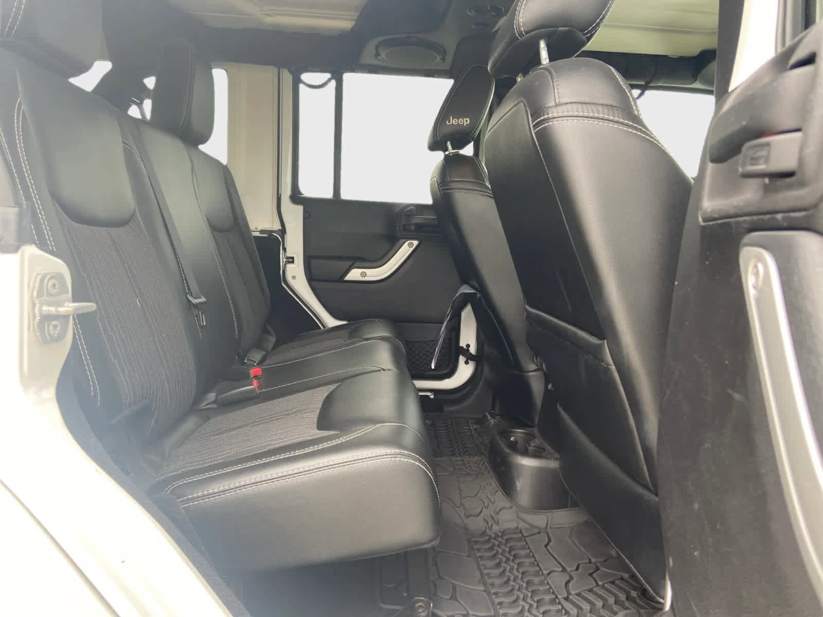 Used 2014 Jeep Wrangler Freedom Edition AWD/4WD image 14