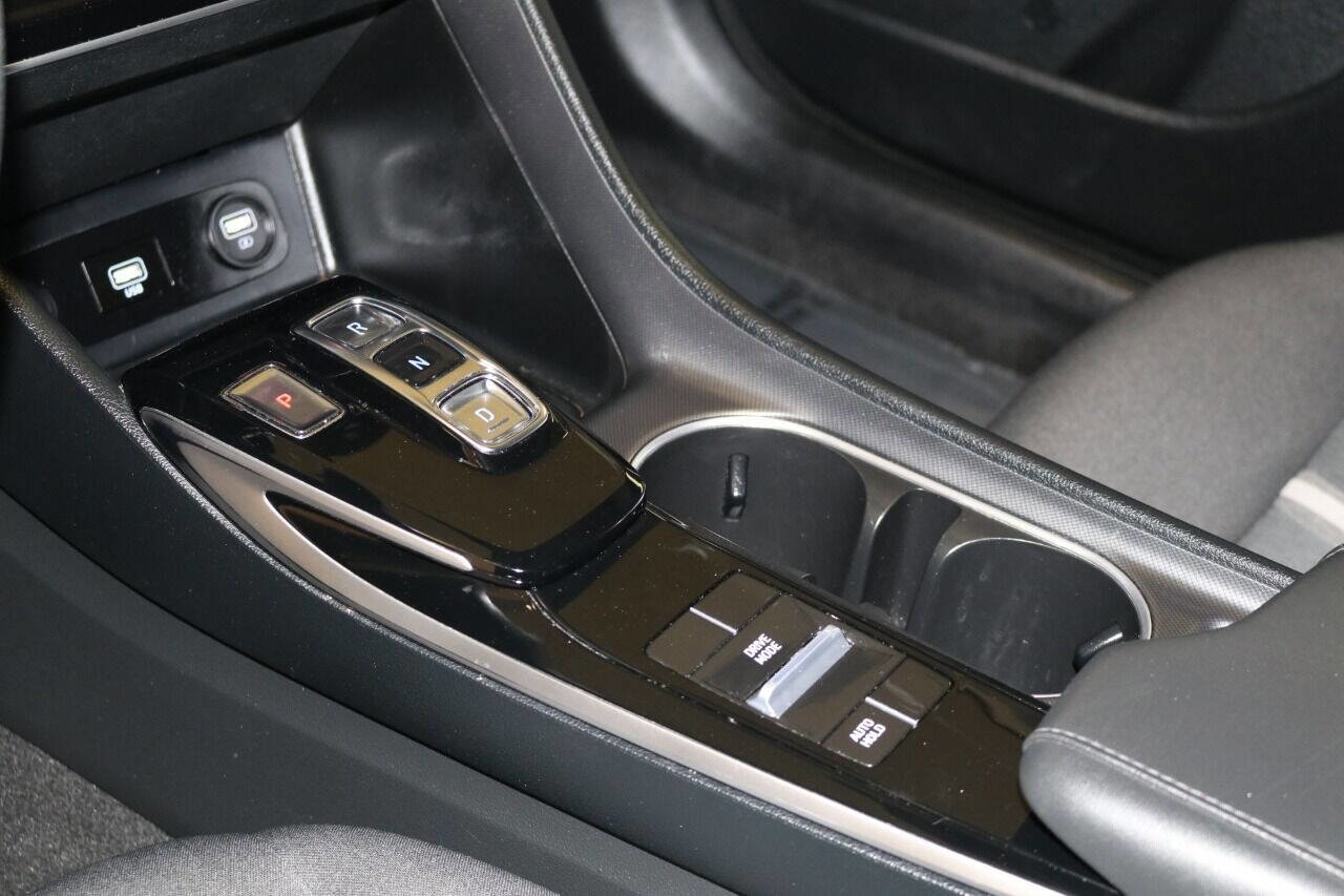 Used 2021 Hyundai Sonata SE image 33