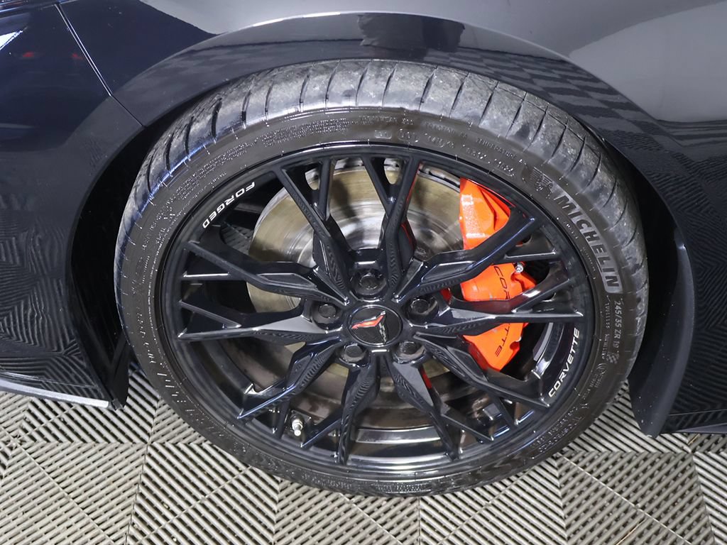 Used 2024 Chevrolet Corvette Stingray Convertible w/ Z51 Performance Package RWD image 23