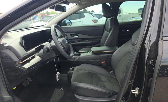 Used 2024 Nissan Ariya AWD image 5