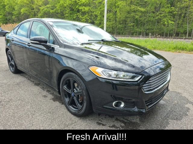 Used 2016 Ford Fusion SE FWD image 8