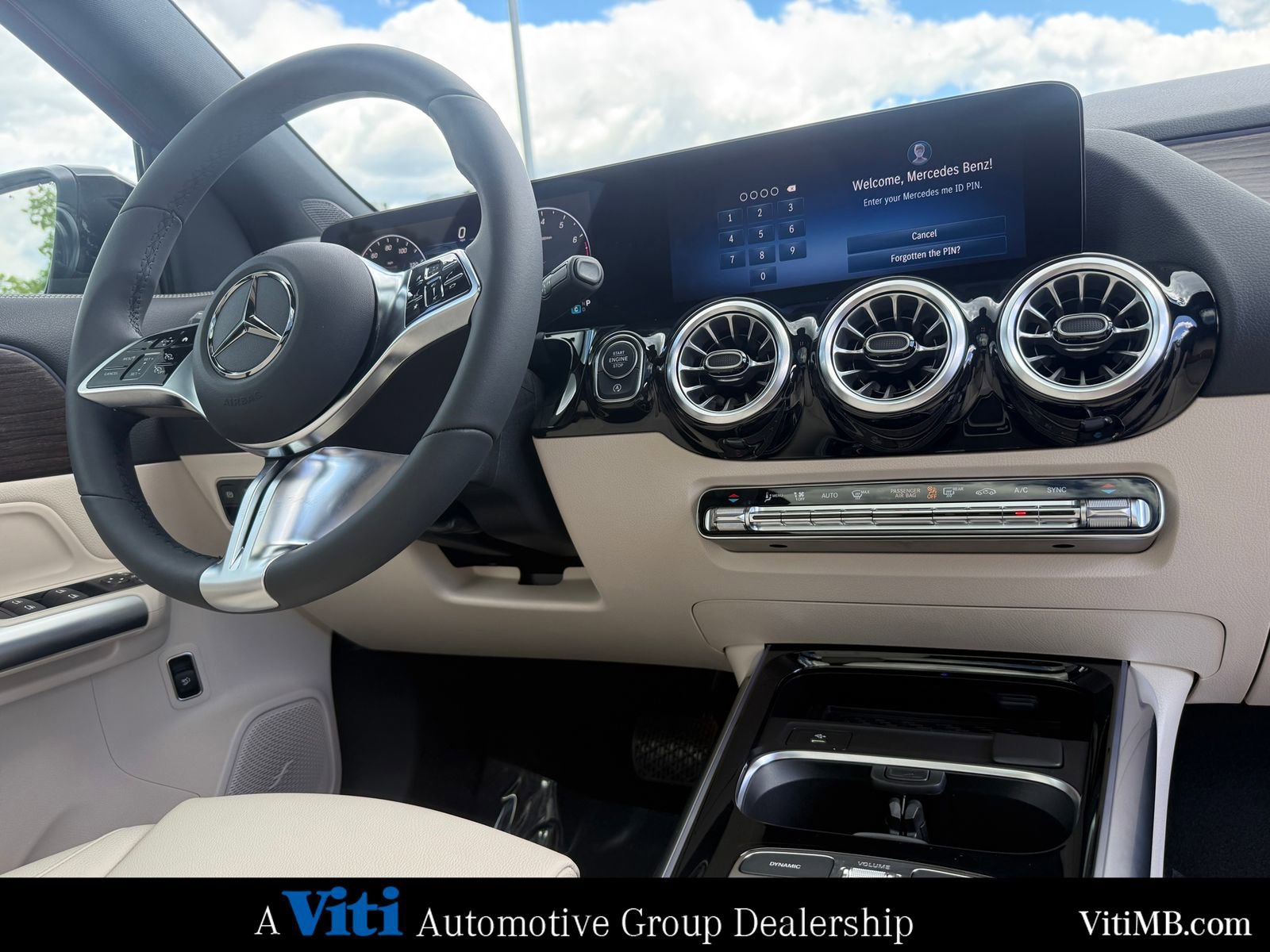 Certified 2026 Mercedes-Benz GLA 250 image 32
