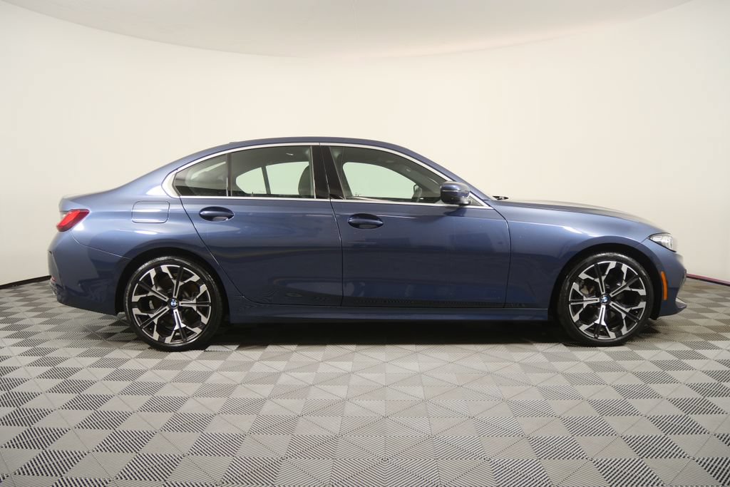 Certified 2026 BMW 330i Sedan RWD image 3