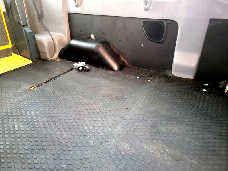 Used 2018 Ford Transit 350 XLT image 51