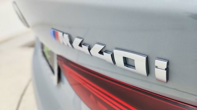 Used 2026 BMW M440i Coupe RWD image 17