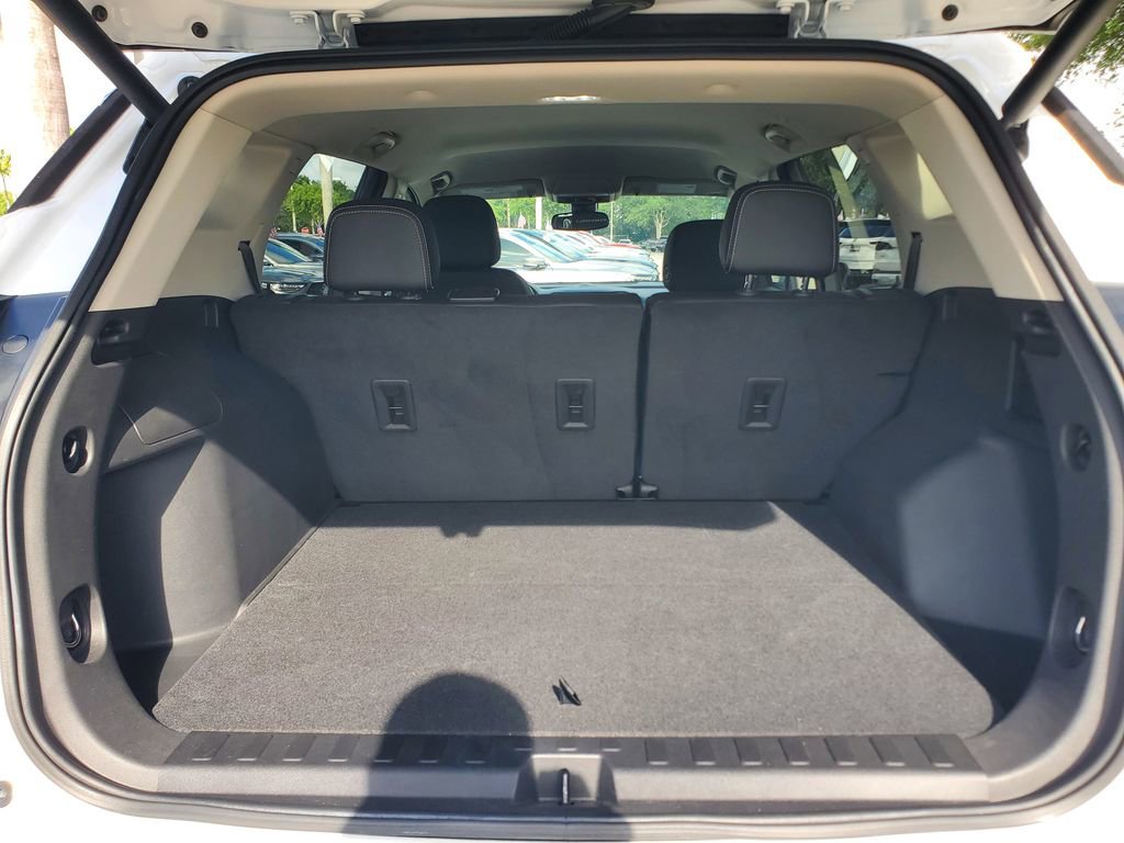 Used 2022 GMC Terrain Denali image 8