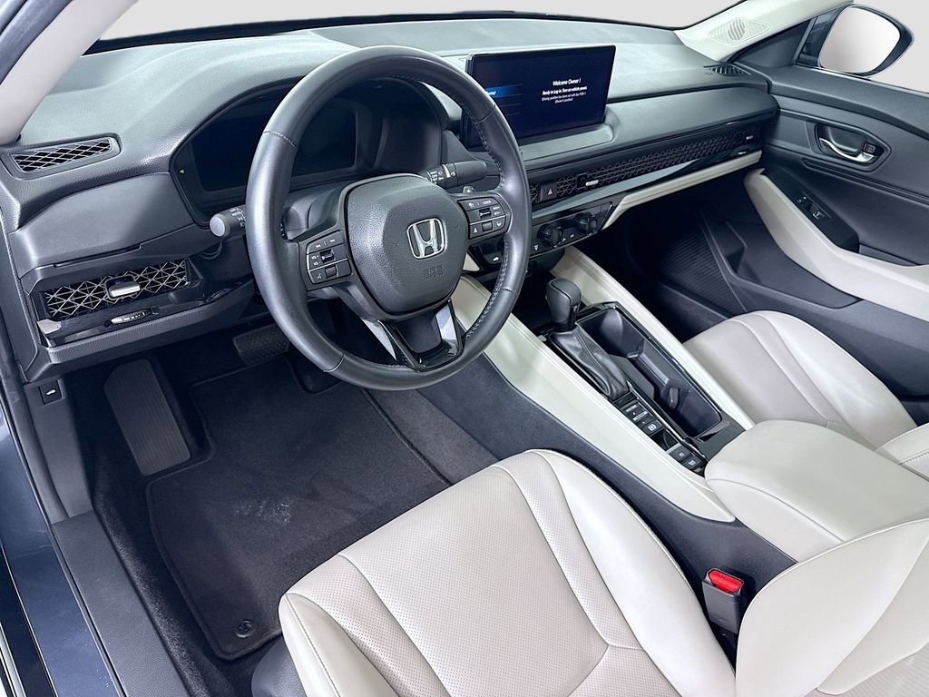 Used 2024 Honda Accord EX-L image 9