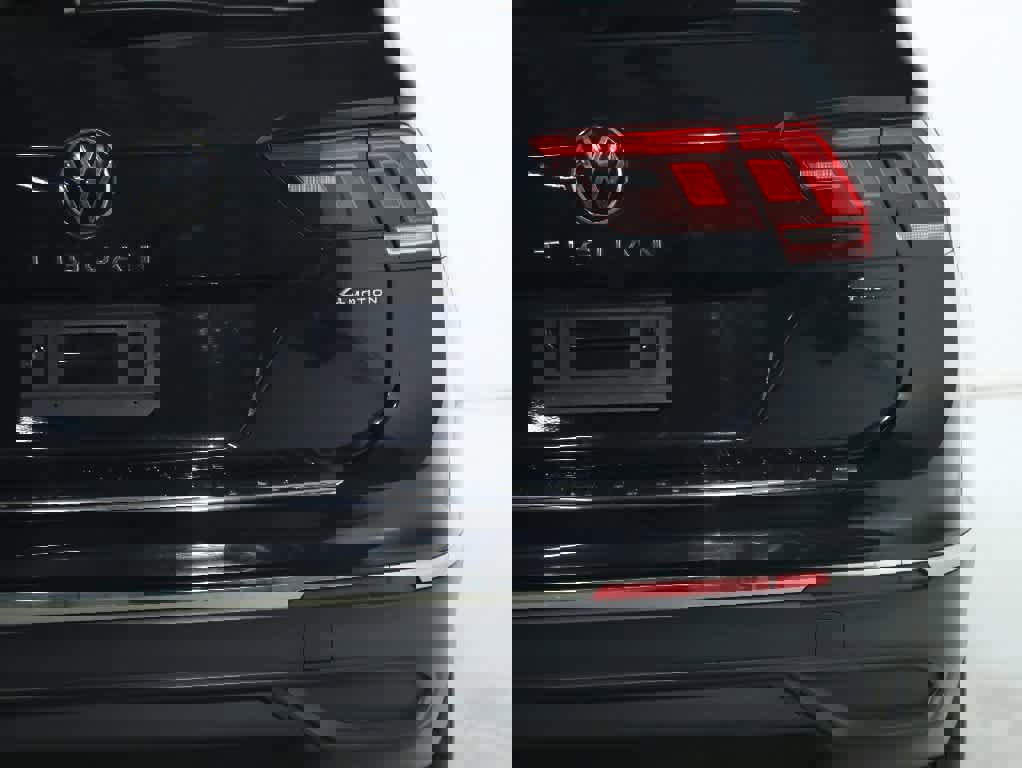 Certified 2023 Volkswagen Tiguan SE image 45