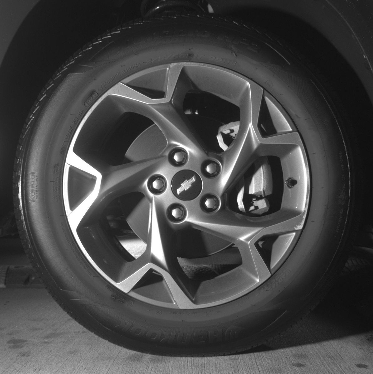 Used 2025 Chevrolet Trax LT FWD image 13