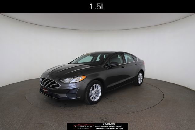 Used 2019 Ford Fusion SE image 3