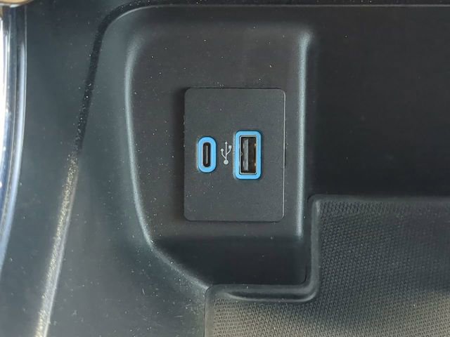 Used 2022 Ford F150 XLT w/ Equipment Group 302A High image 25