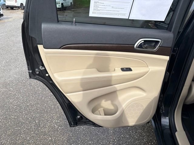 Used 2018 Jeep Grand Cherokee Laredo image 20