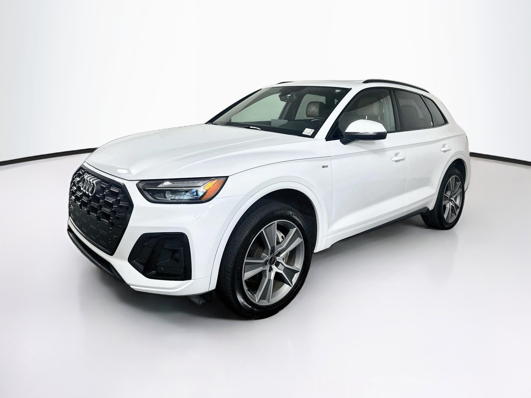 Used 2025 Audi Q5 2.0T Premium AWD/4WD image 3