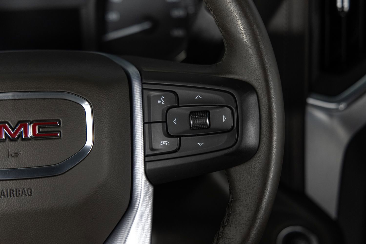 Used 2020 GMC Sierra 1500 SLT w/ SLT Premium Plus Package image 31