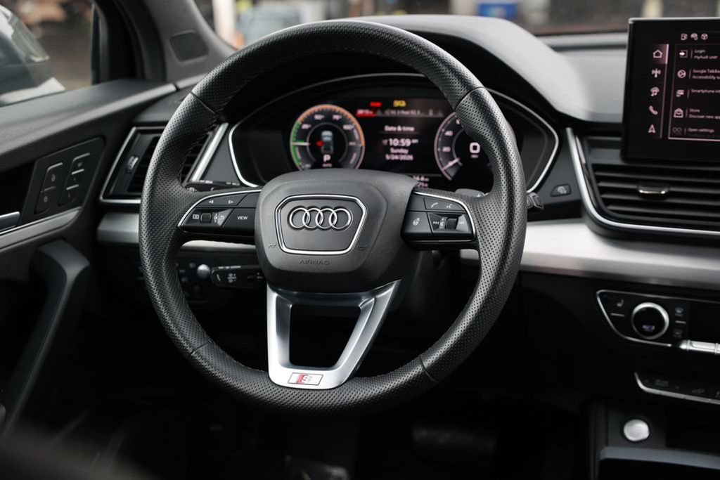 Used 2024 Audi Q5 e Prestige w/ Prestige Package AWD/4WD image 28