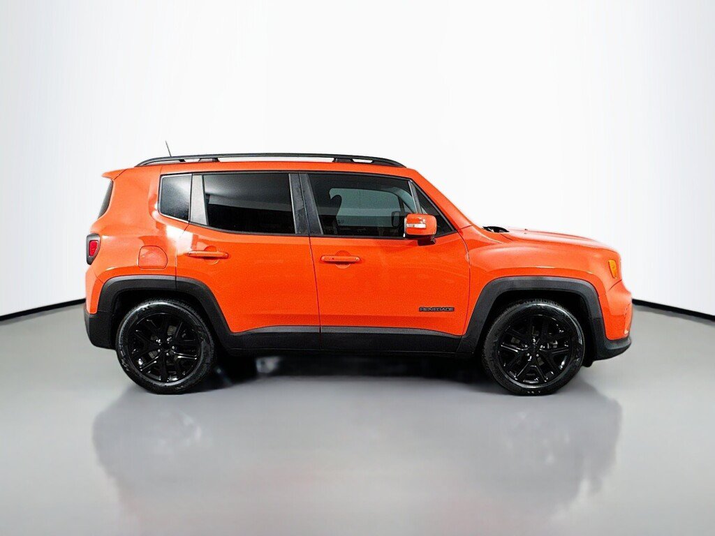 Used 2019 Jeep Renegade Altitude w/ Quick Order Package 2XM FWD image 6