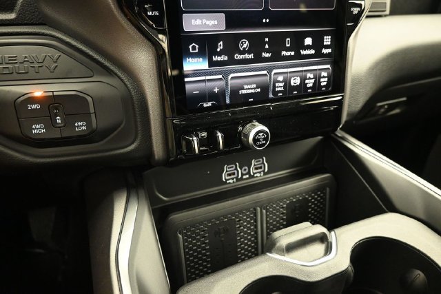 New 2027 RAM 2500 Laramie AWD/4WD image 9