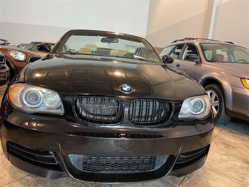 Used 2009 BMW 135i Convertible RWD image 3