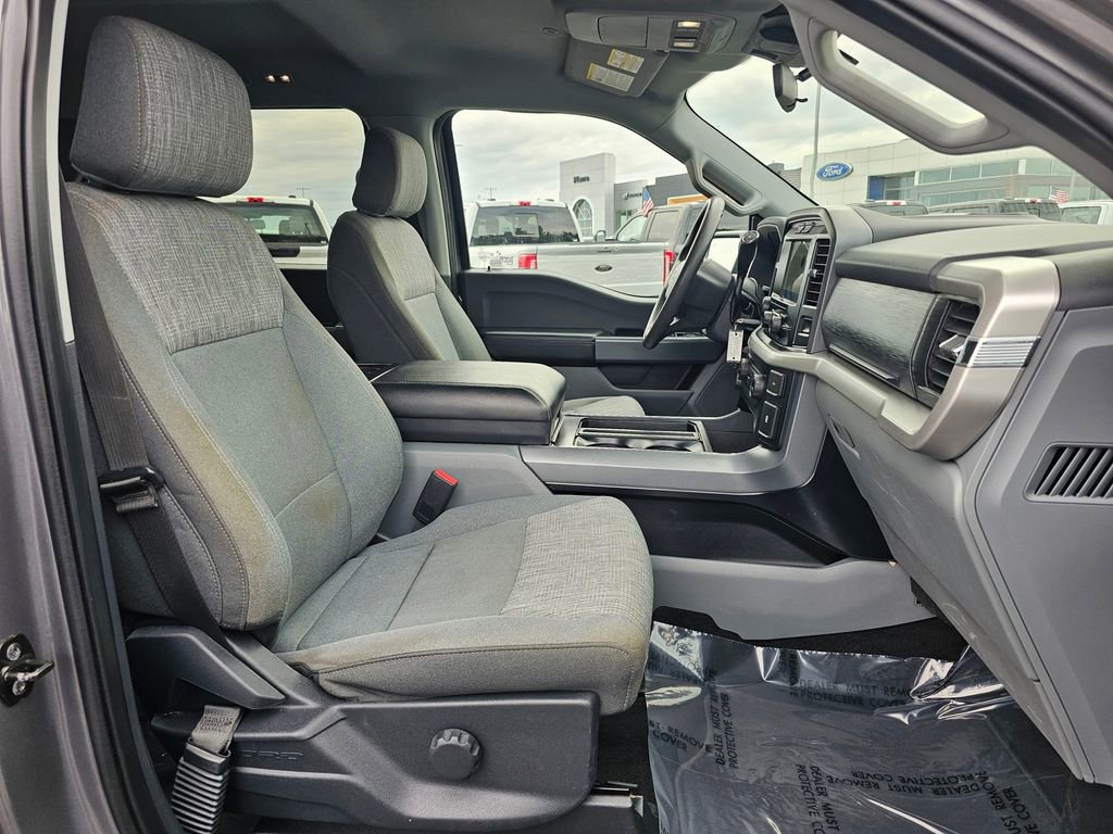 Used 2022 Ford F150 XLT w/ XTR Package AWD/4WD image 17