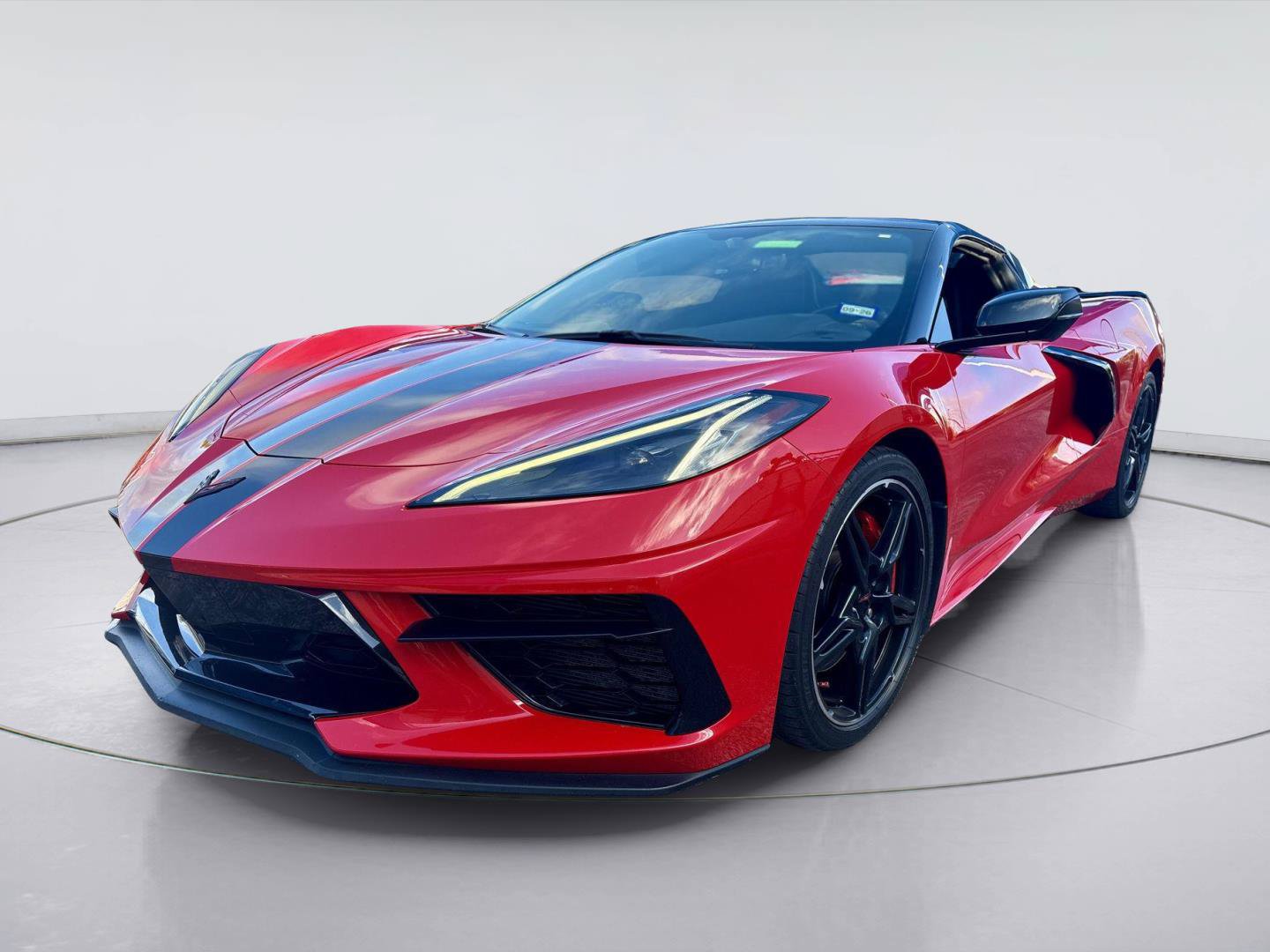 Used 2022 Chevrolet Corvette Stingray Convertible w/ Z51 Performance Package RWD image 5