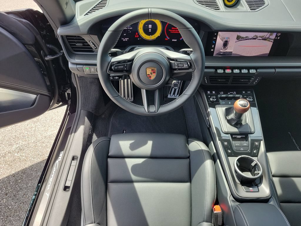 Used 2026 Porsche 911 Carrera T RWD image 21