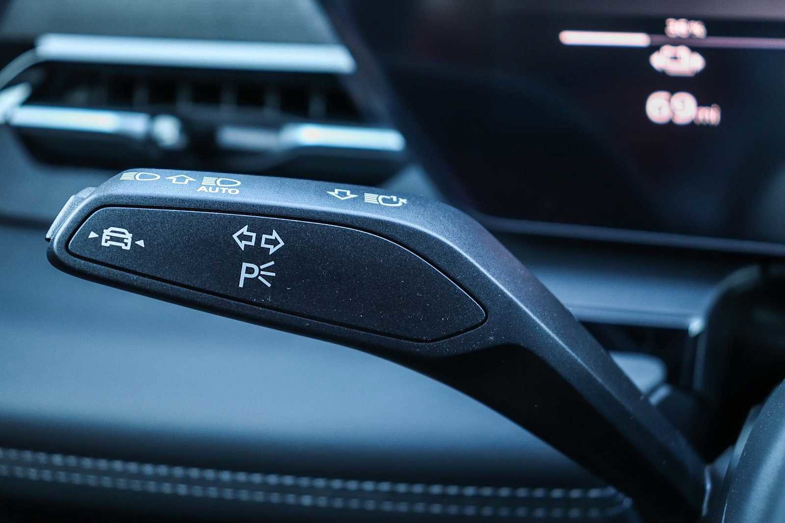 New 2025 Audi Q6 e-tron Premium AWD/4WD image 29