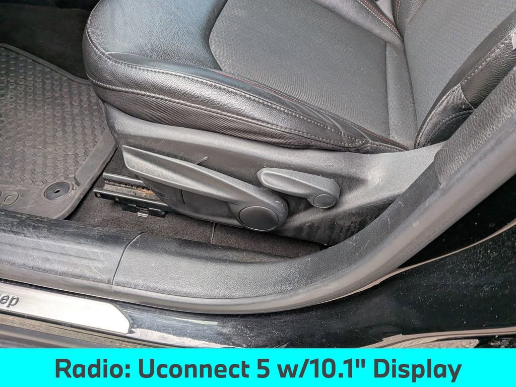 Used 2022 Jeep Compass Trailhawk AWD/4WD image 15