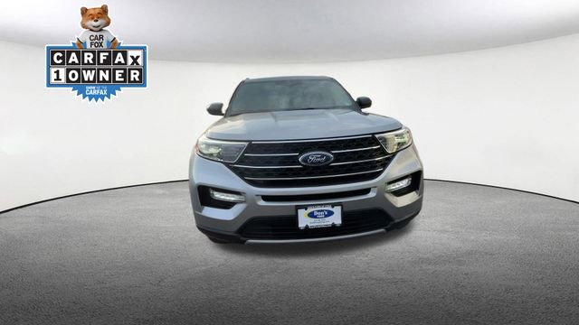 Used 2023 Ford Explorer XLT w/ Equipment Group 202A image 3