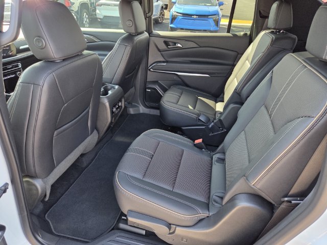 Used 2026 Chevrolet Traverse High Country FWD image 10