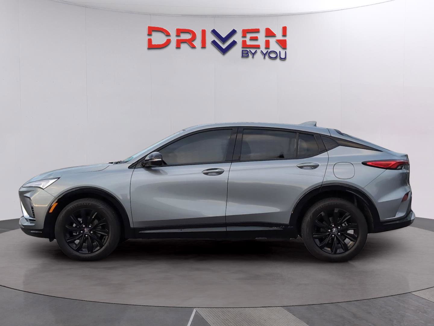 Used 2024 Buick Envista Sport Touring w/ Convenience I Package image 2