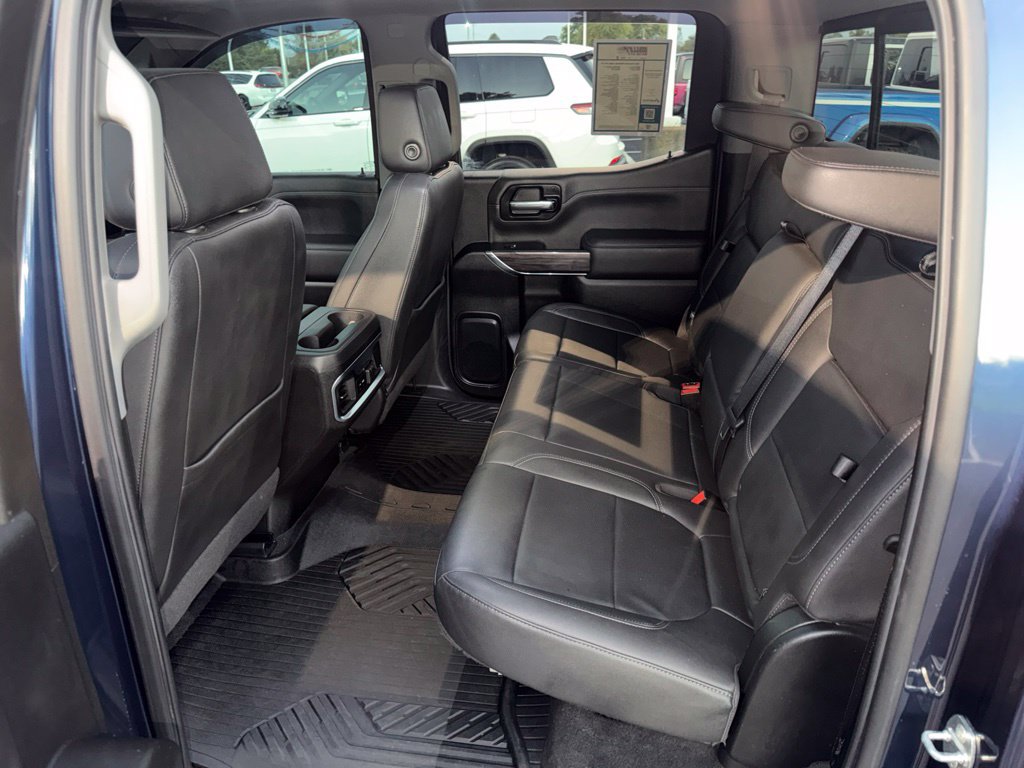 Used 2022 Chevrolet Silverado 1500 LTZ w/ LTZ Premium Package AWD/4WD image 26