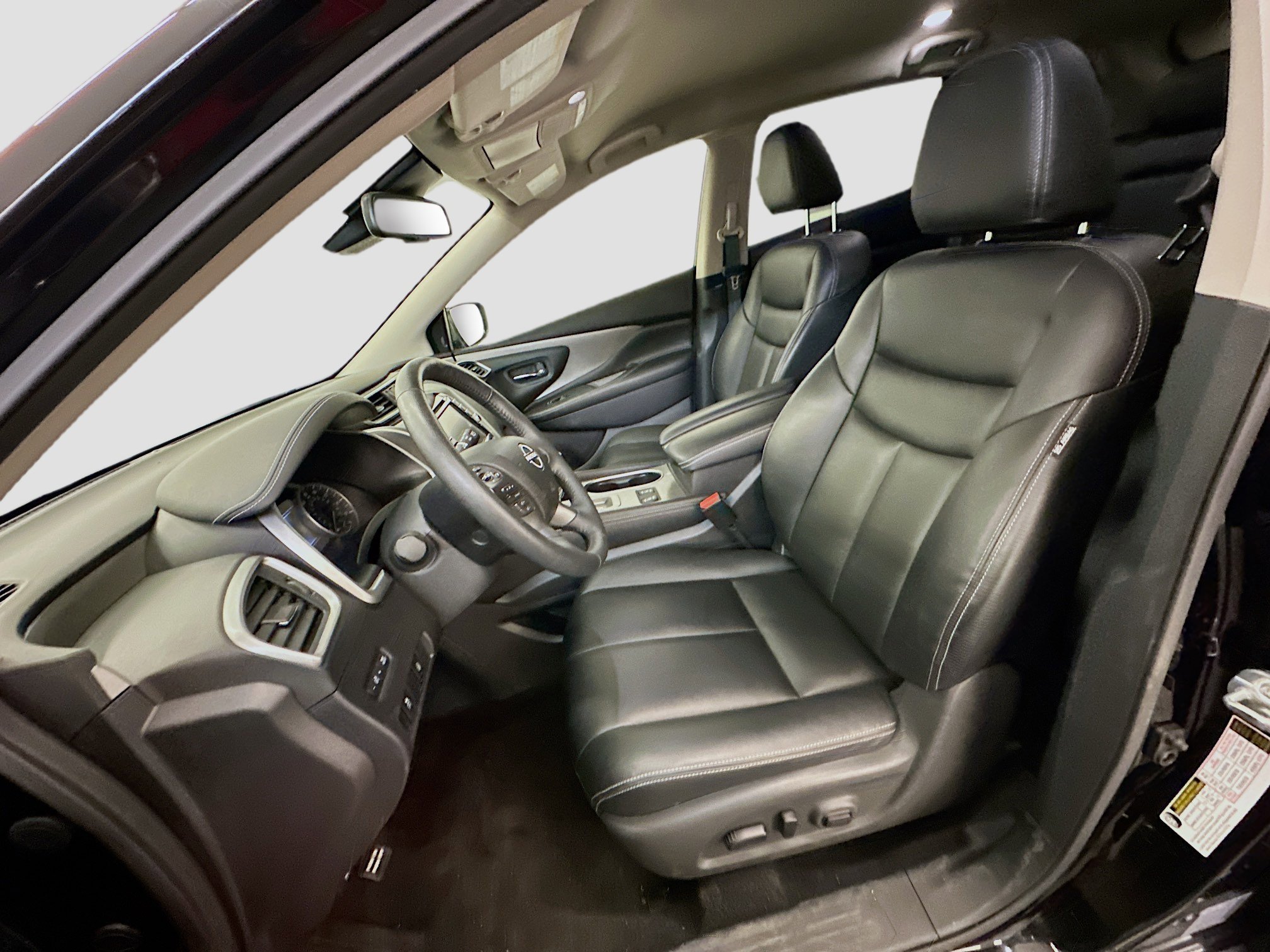 Used 2024 Nissan Murano SV image 13