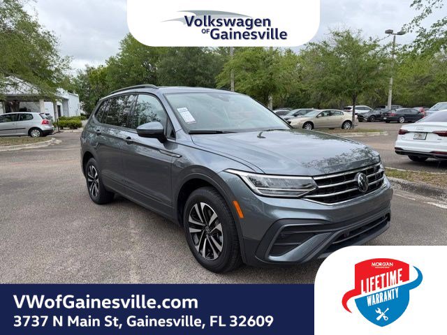 Certified 2024 Volkswagen Tiguan S image 1