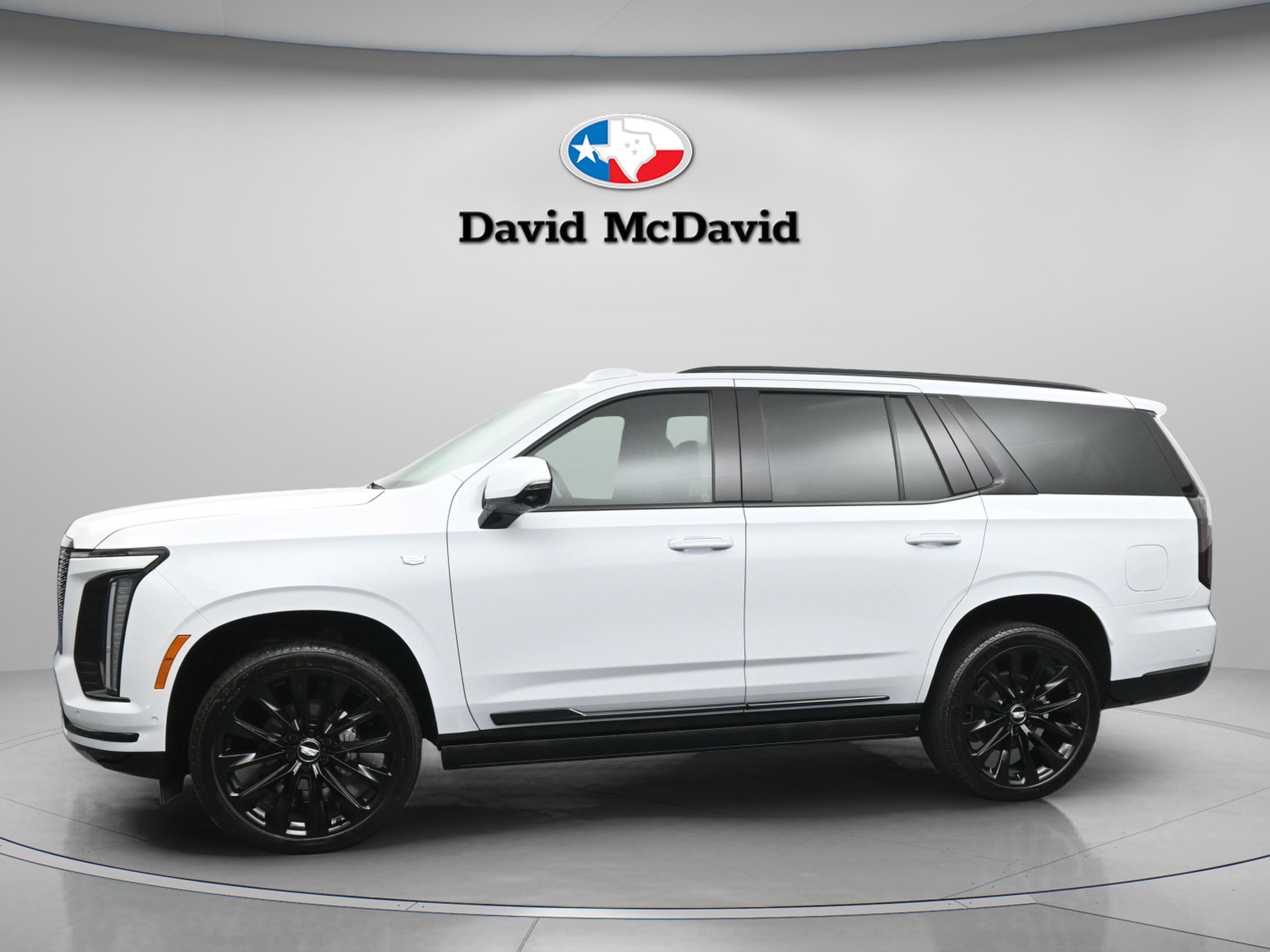 Used 2026 Cadillac Escalade Platinum Sport w/ LPO, ONYX Package image 5